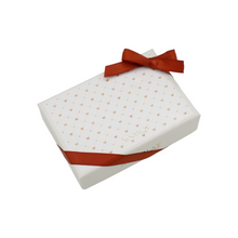 Laden Sie das Bild in den Galerie-Viewer, Bonbonniere "Goldherzen" mit 6 Stück Konfekt