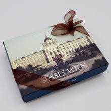 Laden Sie das Bild in den Galerie-Viewer, Xocolat Bonbonniere Süßes Wien Kunsthistorisches Museum