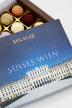 Laden Sie das Bild in den Galerie-Viewer, Xocolat Bonbonniere Süßes Wien Schloss Schönbrunn