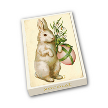 Laden Sie das Bild in den Galerie-Viewer, Osterbonbonniere "Hase mit Blumenstrauß" mit 6 Stück Konfekt
