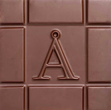 Laden Sie das Bild in den Galerie-Viewer, Akesson&#39;s dunkle Schokolade Criollo Madagascar 75%
