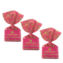 Laden Sie das Bild in den Galerie-Viewer, Antica Torroneria Piemontese Italienische Trüffel mit Himbeere und Pistazie  
